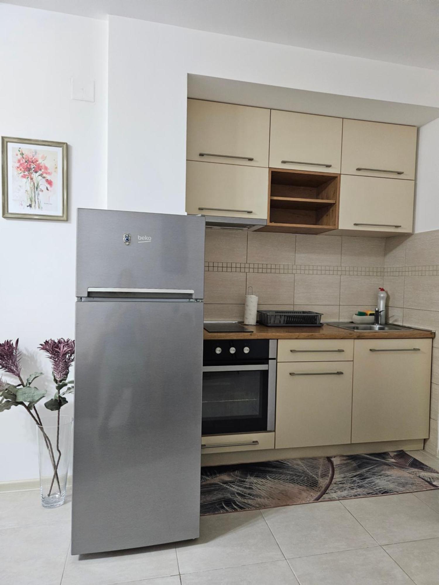 Apartment Anastasija Lux 3 *
